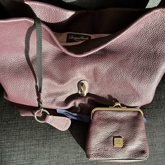 Dooney & Bourke shoulder bag - Picture 2 of 7